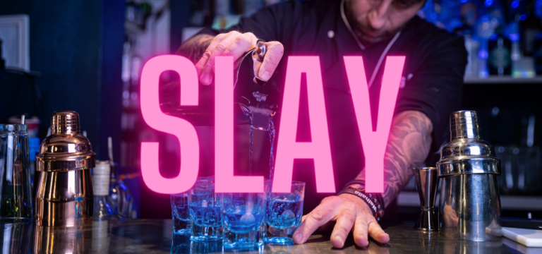 slay strainer per la preparazione di cocktail con doppia uscita